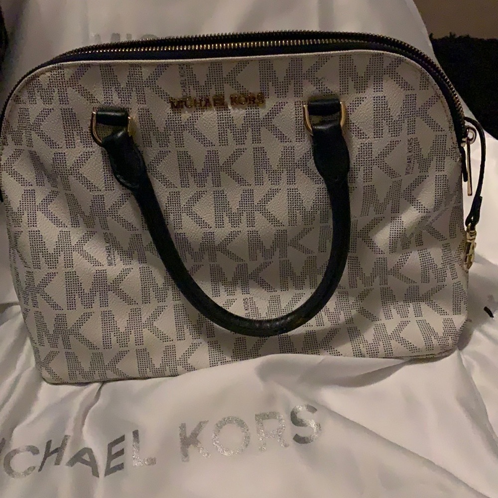 Michael Kors small purse